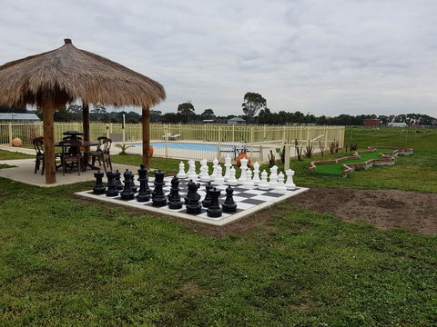 The Oxley Estate B&B - Click Find 2