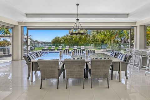 The Park House - Click Find 2