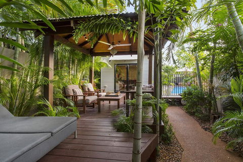 The Pearle Of Cable Beach - Bridge Guide 2