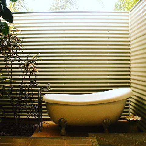 The Quarters Self Contained Bungalow - Click Find 3