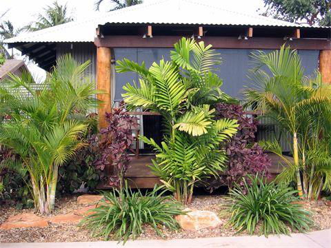 The Quarters Self Contained Bungalow - Bridge Guide 1