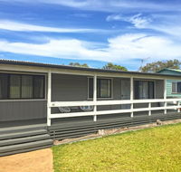 The Relax Shack  Culburra Beach sleeps 7 - Bet 4u
