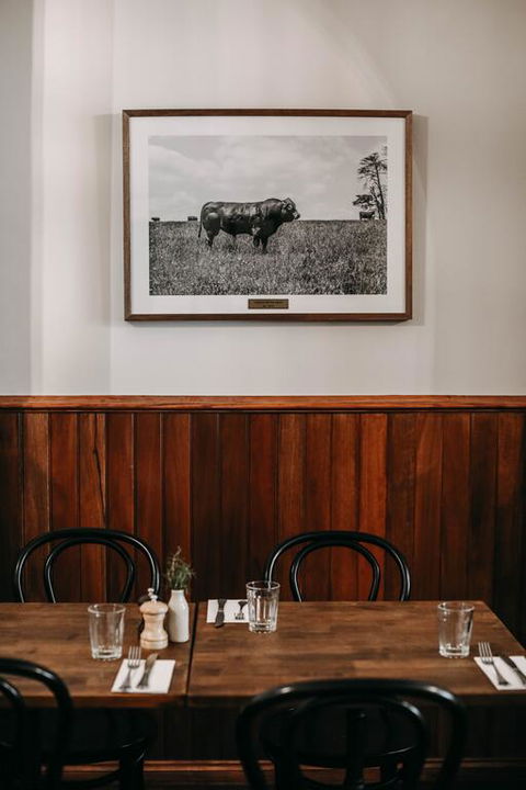 The Robin Hood Inn - Click Find 3