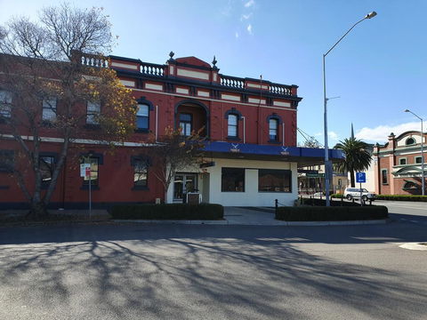 The Royal Hotel - Click Find 0