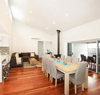 The Sands - Pet Friendly - 3 Min Walk to Beach - Lawyer Find