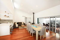 The Sands - Pet Friendly - 3 Min Walk to Beach