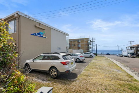 The Sands, Unit 5 - The Entrance, NSW - Click Find 1