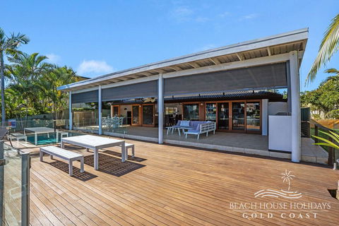 The Savoy Beach House - Click Find 3