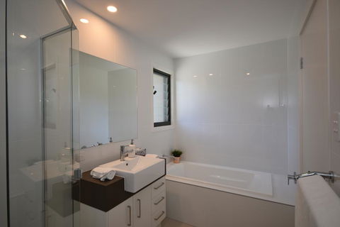 The Shae Luka - Private Apartment - Bet 4u 3