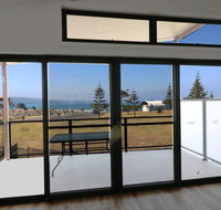 The Shore Break 6 Apartment - Click Find
