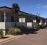 The Sundowner Cabin  Tourist Park - Click Find