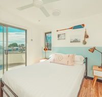 The Surf House - Bridge Guide