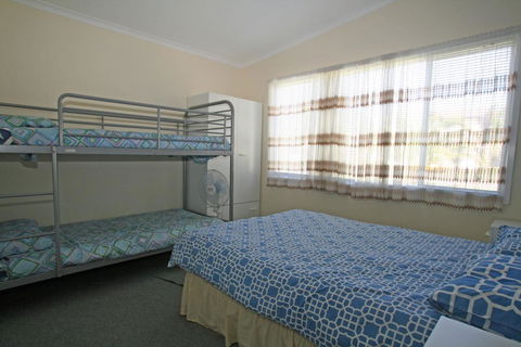 The Surf Way Cottage - Berrara - Click Find 2