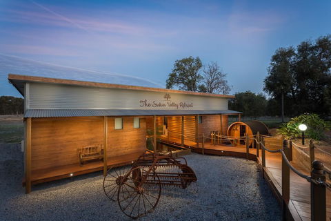 The Swan Valley Retreat - Click Find 3