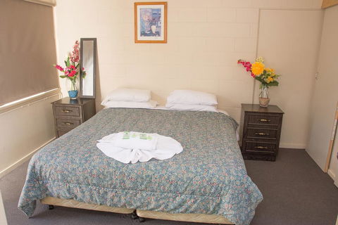 The Swiss Motel - Click Find 2