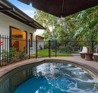 The Tropical Sanctuary - Local Finder