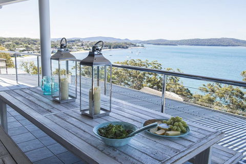 The Ultimate Ocean View - A Luxury Home - Bet 4u 0