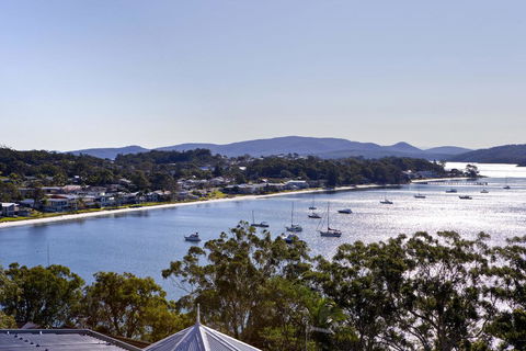 The Ultimate Ocean View - A Luxury Home - Bet 4u 2