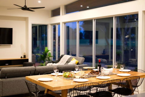The Villas - Click Find 2