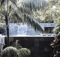 The Villas of Byron - Bridge Guide