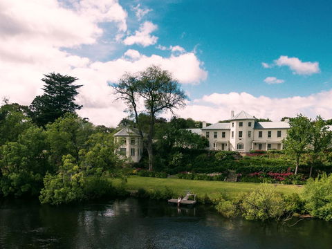 The Woodbridge Tasmania - Click Find 0