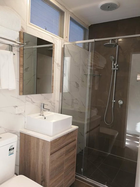 The Wurruk Motel - Bet 4u 3