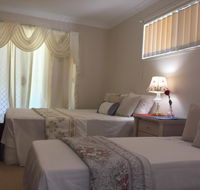 Theme Parks Amituofo Guest House - Click Find