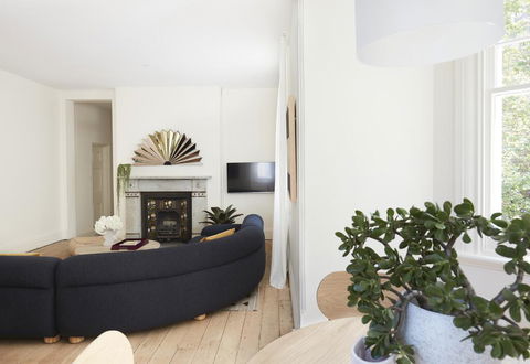 Three Rooms Sydney - Bet 4u 3