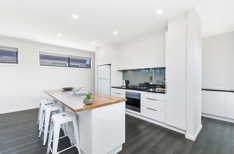 Thunder Point - Click Find 2