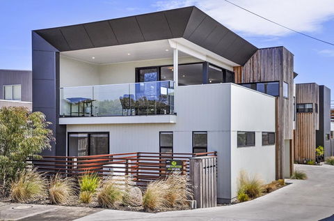 Thunder Point - Click Find 1