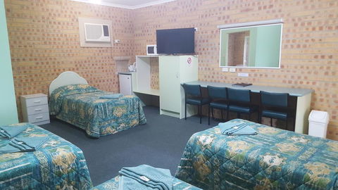 Tiaro Motor Inn - Lawyer Find 3
