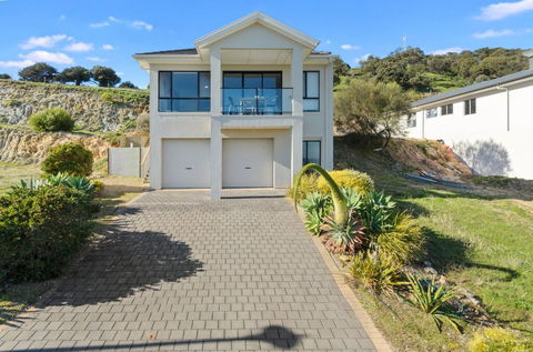 Ticky's Dream - 18 Turnberry Drive - DBD 1