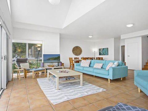 Tilbury Breeze - Ocean Views, Comfort And Style - Bet 4u 1