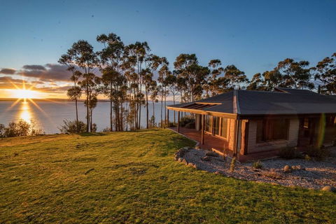 Tinderbox Cliff House - Click Find 0