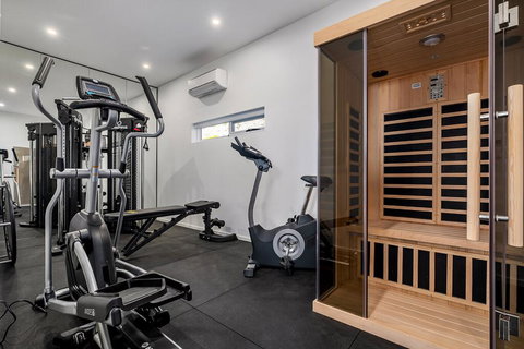 Tinderbox Retreat - Bet 4u 3