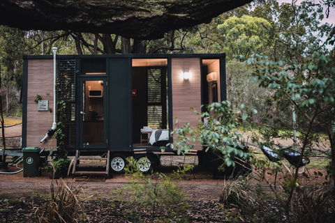 Tiny House 888 - Click Find 0