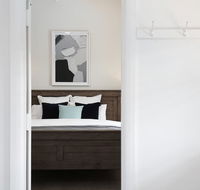 Tomfoolery Winemaker's Cottage Barossa Valley - Bet 4u