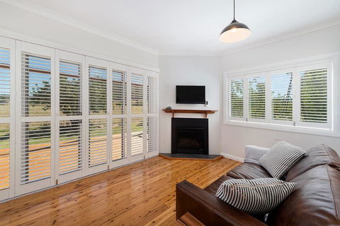 Toms Cottage - Wilgowrah -A Country Escape - Click Find 2