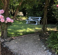 Toolebewang Farm Cottage - Click Find