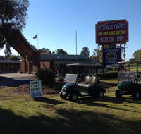 Tooleybuc Club Motor Inn - Bet 4u