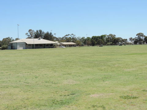 Tooleybuc Country Roads Motor Inn - Click Find 0