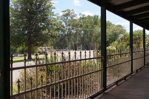 Tooleybuc Motel - Click Find 2
