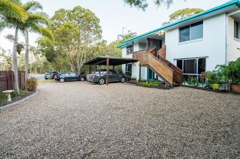 Torquay Terrace Bed & Breakfast - Click Find 2