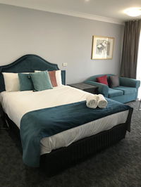 Business in Forbes NSW Click Find Click Find