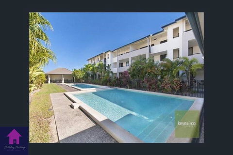 Townsville Luxury Spacious Apt 3 BR-2BTH Pools - Click Find 3