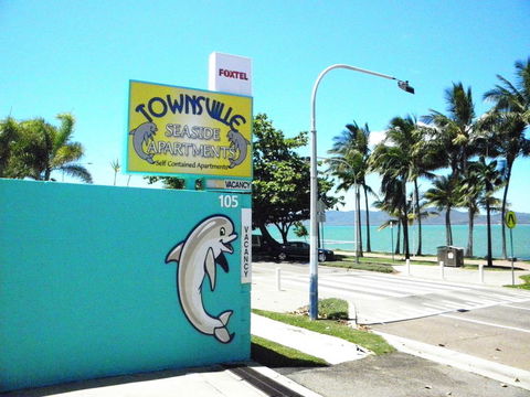 Townsville Seaside Apartments - Lawyer Find 0