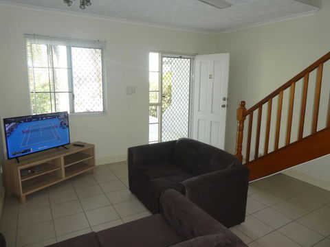 Townsville Terrace - Lawyer Find 3
