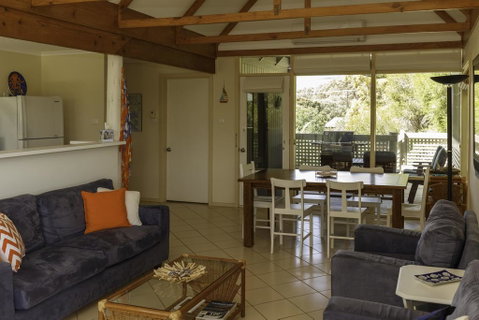 Tranquillity On Riverview - 33 Riverview Drive - Lawyer Find 2