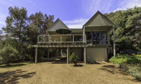 Tranquillity On Riverview - 33 Riverview Drive - Lawyer Find 0