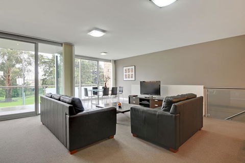 Traralgon Serviced Apartments - Click Find 1